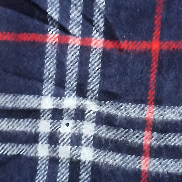 Burberry - Picture 3 of 3